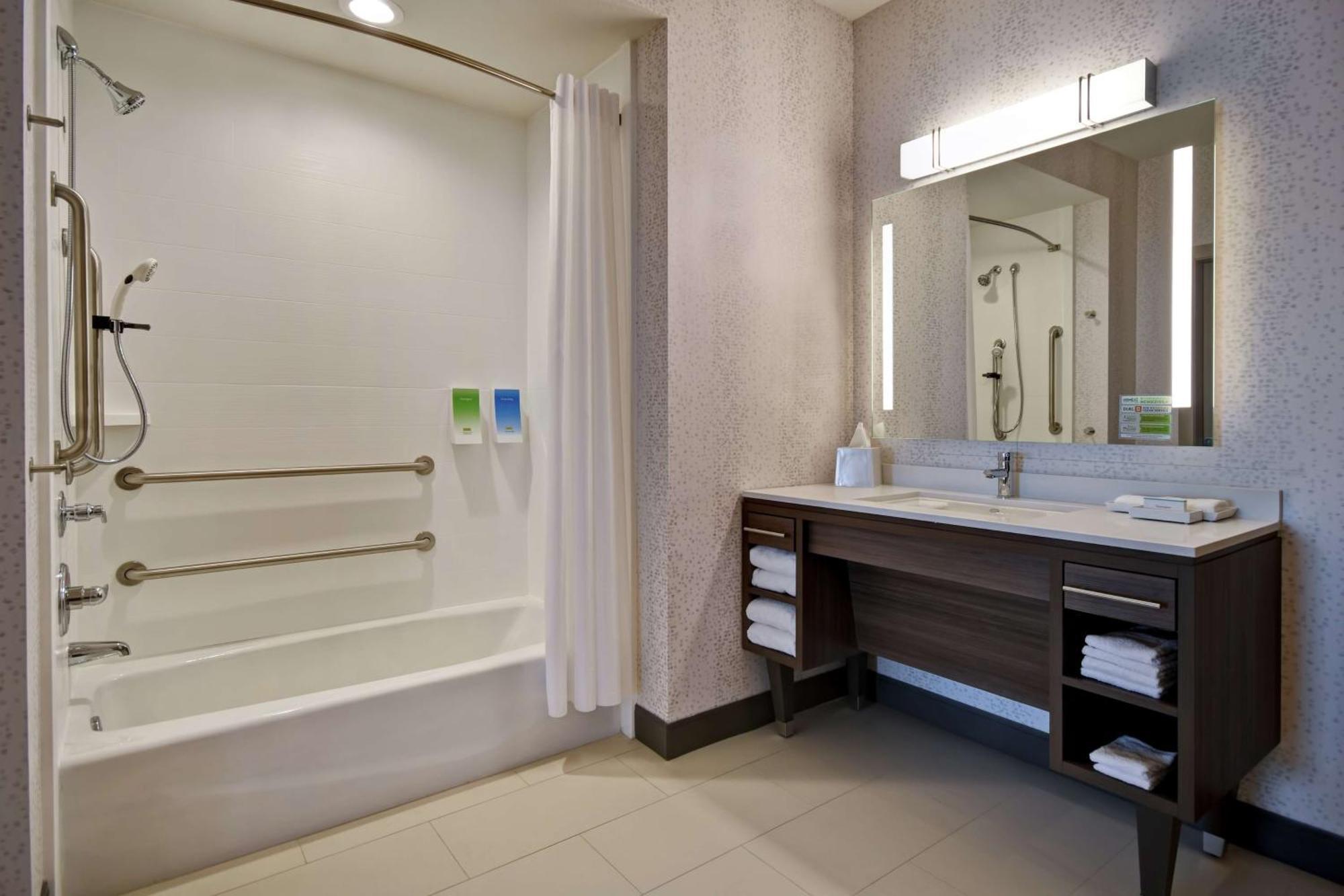 Home2 Suites By Hilton Wichita Northeast Kültér fotó