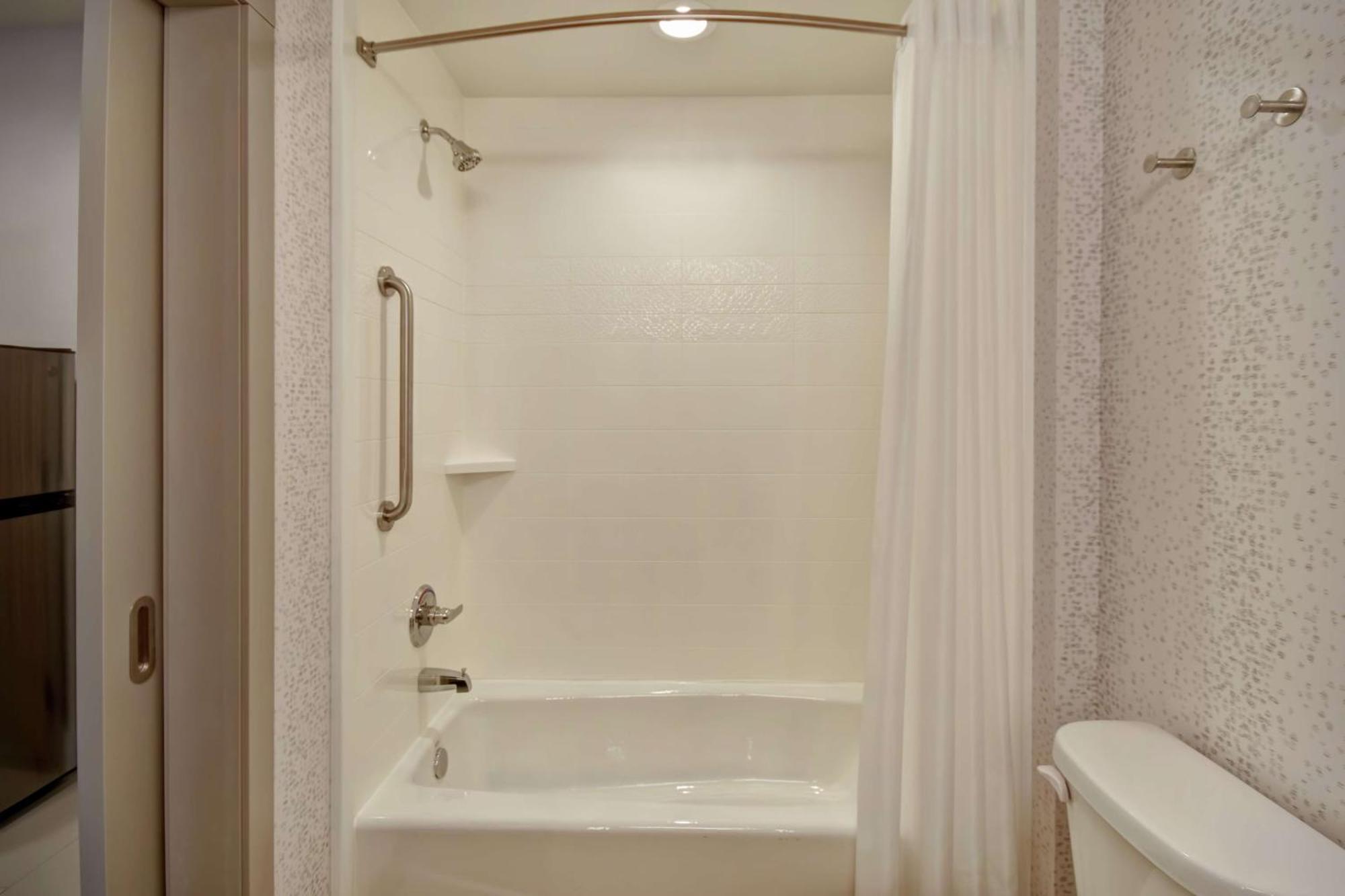 Home2 Suites By Hilton Wichita Northeast Kültér fotó
